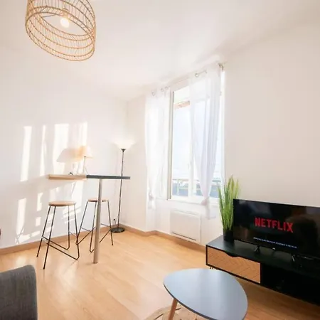 Superbe 2 Pieces Avec Vue - Apartmán Brest